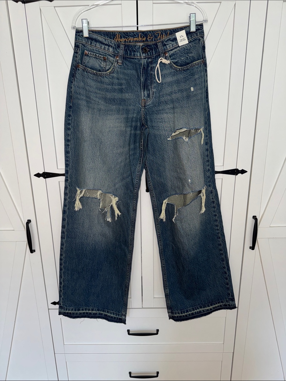 ABERCROMBIE & FITCH LOW RISE ULTRA LOOSE JEAN